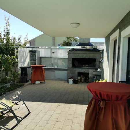 Apartment Ruza - Pool Donji Seget Exterior foto
